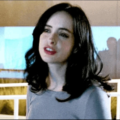 eva verde, lente de película, jessica jones, kristen ritter, escritora jessica jones