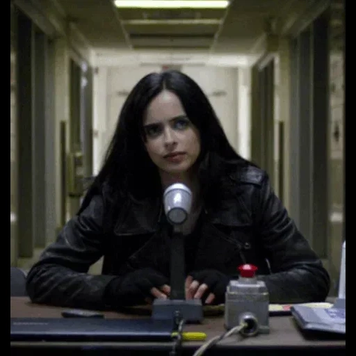 lente de película, jessica jones, kristen ritter, serie jessica jones pam, jessica jones en el segundo trimestre