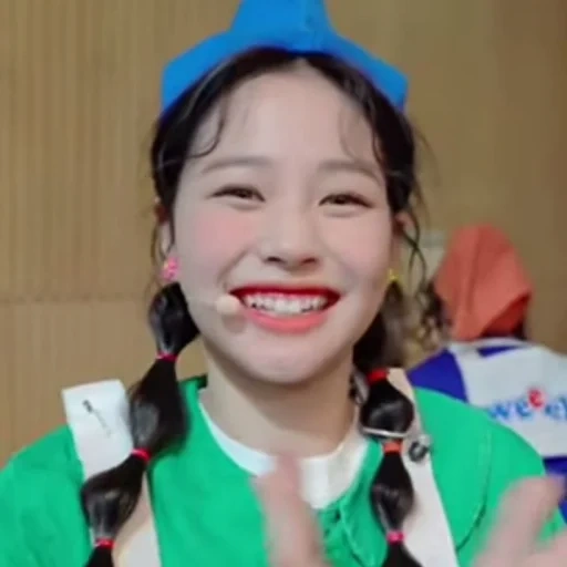 asiático, dahyun, wang shengli, twice dahyun, ator de tv