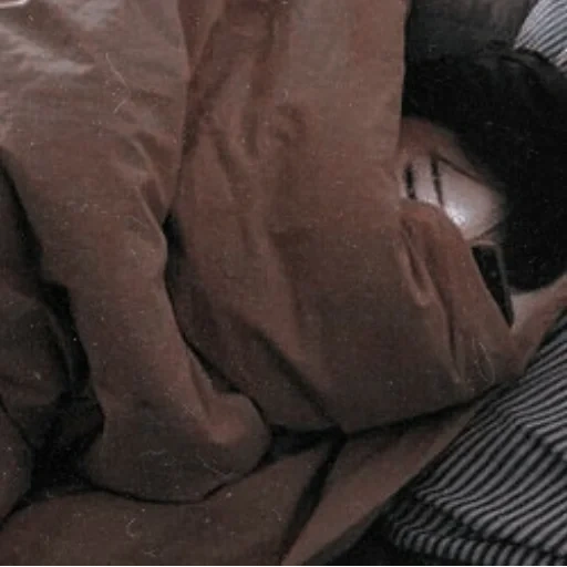 la mattina, buongiorno, donna coreana addormentata, ragazza addormentata, buona giornata