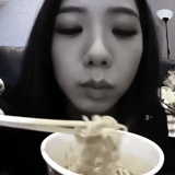 food, asian, the mukbang, jisoo eating, koreanische schauspielerin
