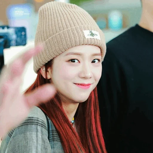 gin gil soo, blackpink, topi gin gil soo, jisoo blackpink, jisu blackpink 2020 tidak mengandung kosmetik