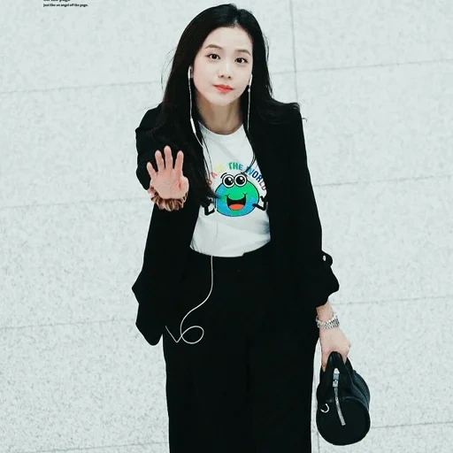 poudre noire, mode coréenne, jisoo blackpink, asian girls, belle asiatique fille