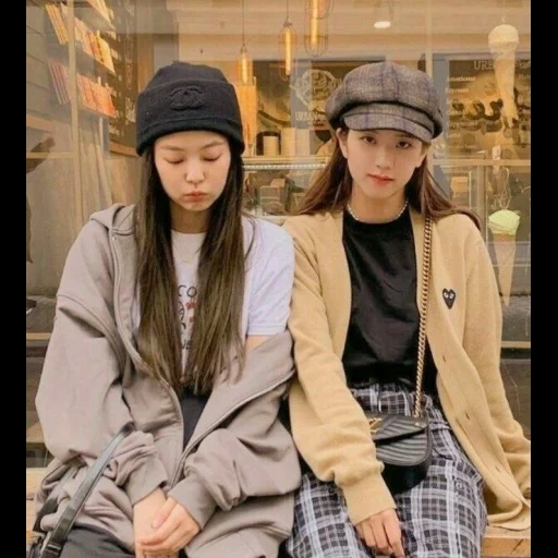 pó preto, jenny king, jennie lisa, blackpink jensoo 2020, moda de rua coreana