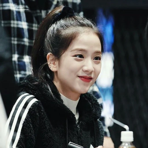 gin ji-soo, poudre noire, jisoo blackpink, asian girls, gin jieshiu black powder