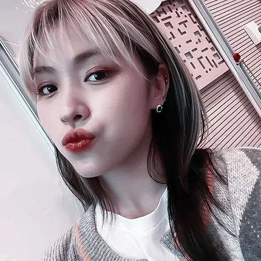 twice, asian, soojin g idle, korean actresses, korean lips with a duck
