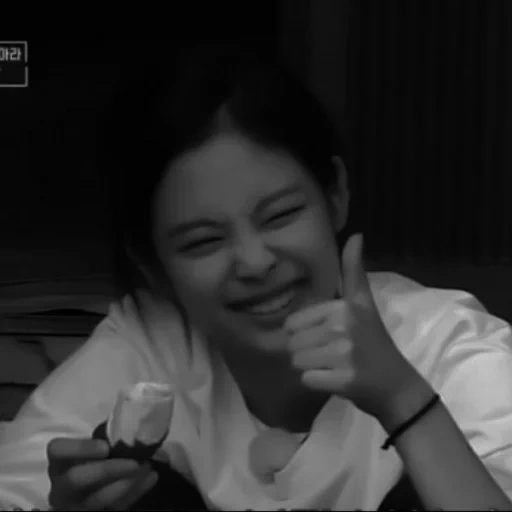 jenny king, korean actor, korean version of girls, village survival jennie, jennie blackpink village survival