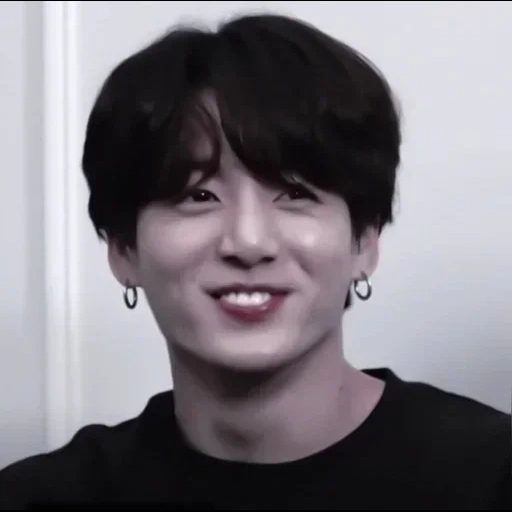 чонгук, чон чонгук, jungkook bts, бтс динамит чонгук, чонгук кроличья улыбка