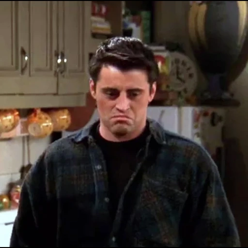 chandler, filmmaterial, chandler box, joe tribbiani, joey tribbiani