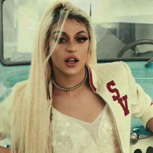 pablo wittar, pabllo vittar, pablo vittar travei, pablo vittar zu plastik, bebe rexha wie ich arere