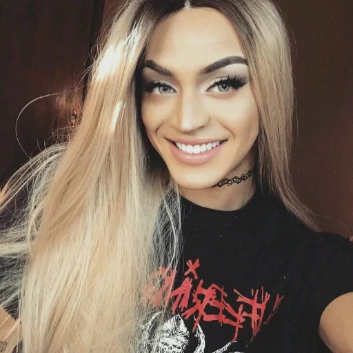 девушка, пабло виттар, pabllo vittar, пабло виттар макияж, пабло виттар сестрой