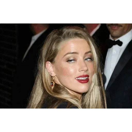 young woman, amber heard, amber heard, the woman is beautiful, amber herd romovy