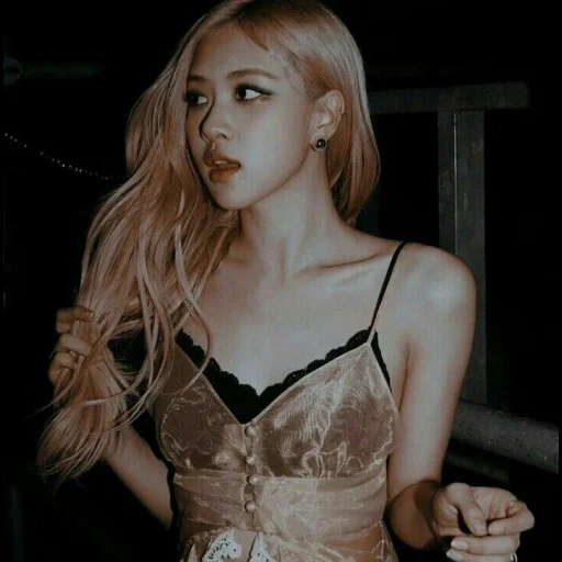 polvere nera, blackpink rosé, lisa blackpink, rose blackpink, jennie blackpink