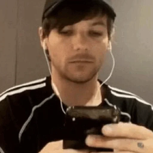 louis, anak muda, louis tomlinson, keluarga terkenal, maxime kianenko efpatolia