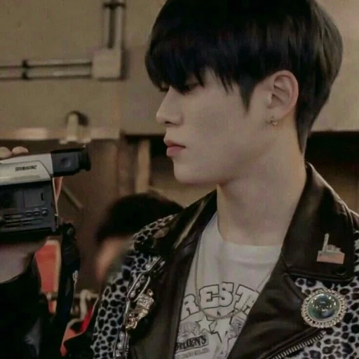 orang asia, tato tae hyung, nct jaehyun, aktor korea, gaya rambut asia