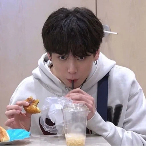 jungkook, jung jungkook, jungkook bts, bts jungkook, jung jungkook eats