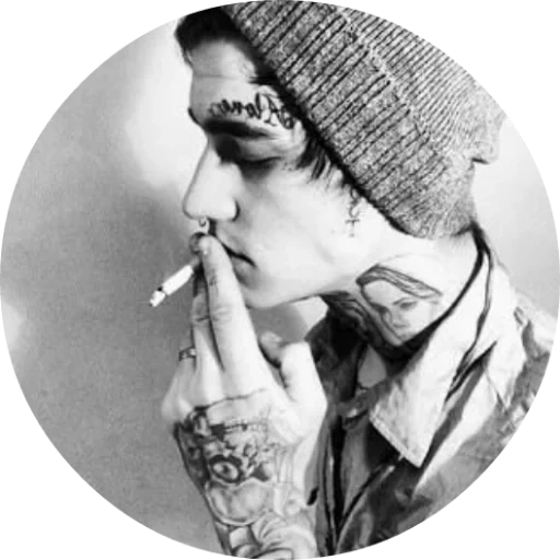 tatouage, les gars tatoués, tatouage des hommes de cigarette, hommes tatoués