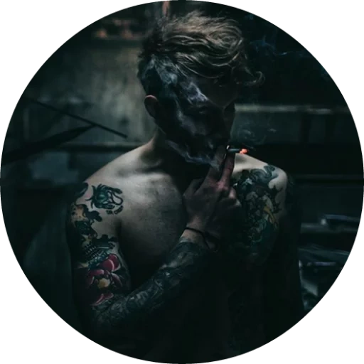 humain, tatoué, les gars tatoués, hommes tatoués, jesse james rutherford 2020