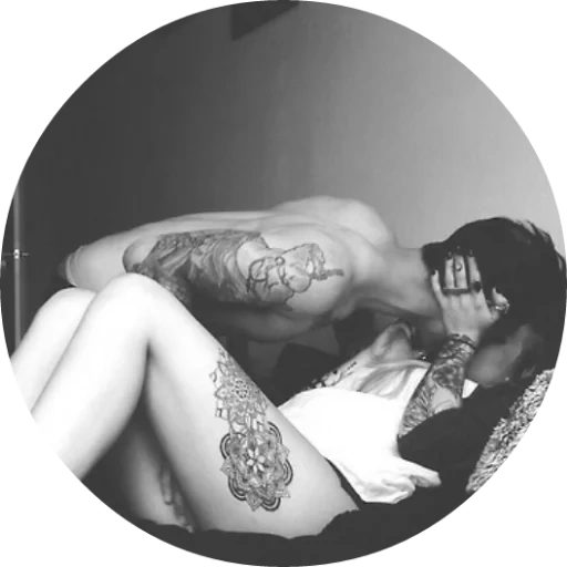 tattoo lovers, girl's boyfriend tattoo, the passion of tattoo girls, girl tattoos sitting on boy, a hot shot of a tattoo couple