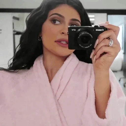 jeune femme, vlog jenner, kylie jenner