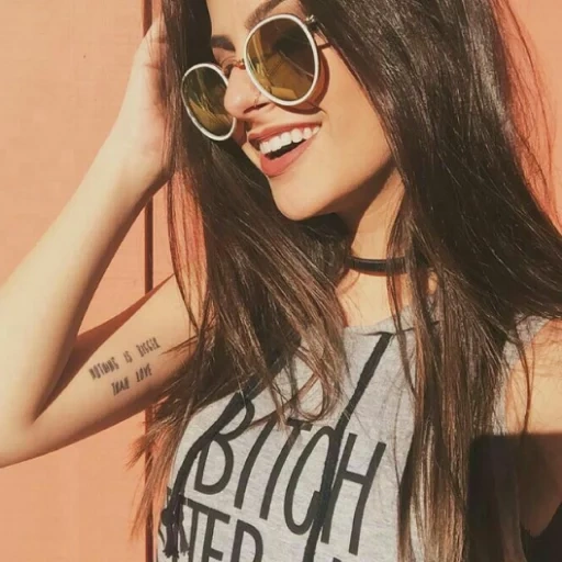 mujer, mujer joven, muchachas, chica cool, la niña está de moda