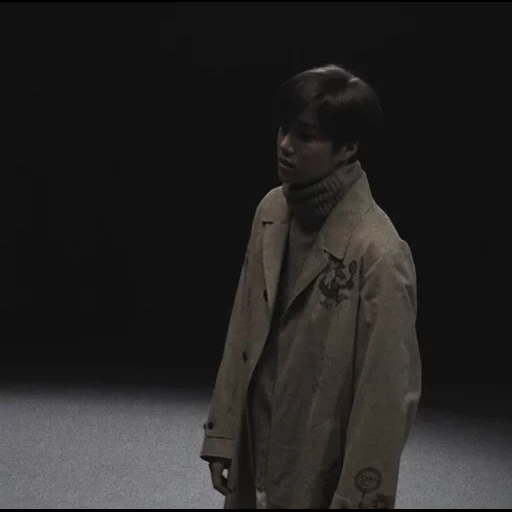 asian, kim jongin, aesthetic kai suit, close friends performance, small tragedies 1 part