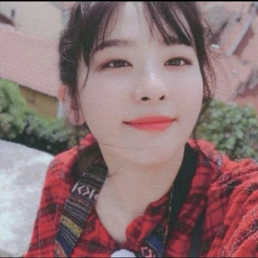 qiming, terciopelo rojo, terciopelo rojo irene, maquillaje coreano, terciopelo rojo seulgi