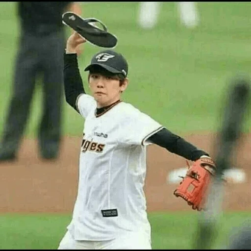 syumin, pak chanyeol, exo baekhyun, baekhyun béisbol, forma de béisbol exo