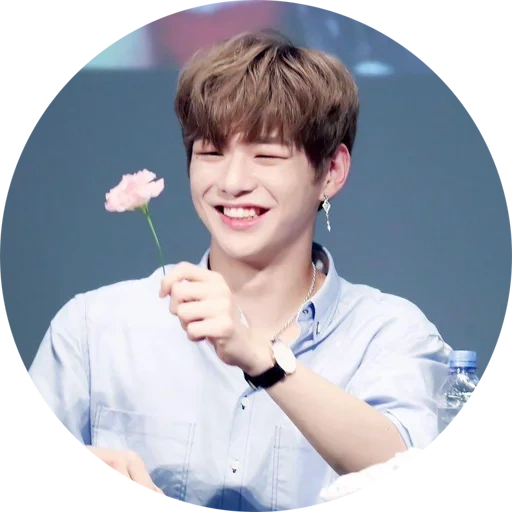 kang, gli asiatici, kahn daniel, kang daniel, kang daniel teeth