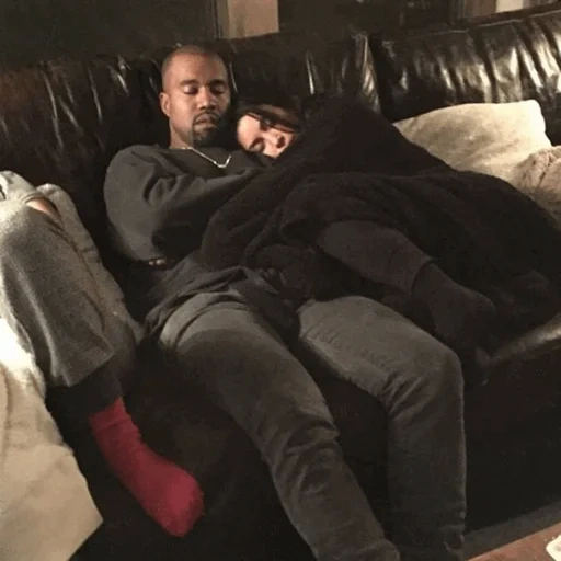 gambe, kanye west, coppia d'amore, un'altra storia d'amore