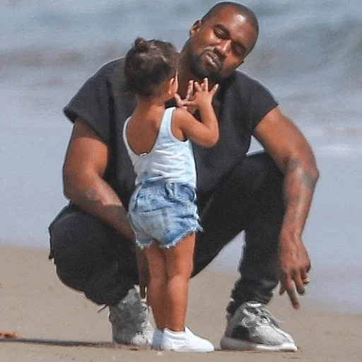 north west, kanye west, moment actuel