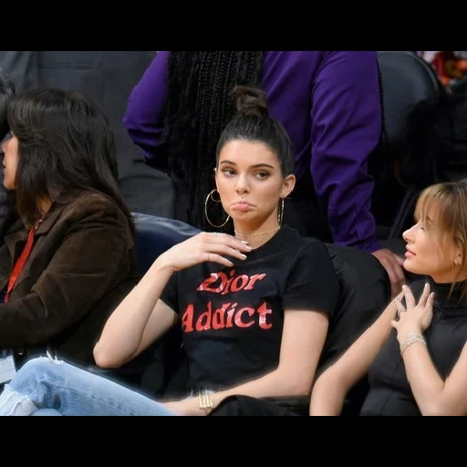 mujer joven, kendall jenner, cendall jenner style, kendall jenner match, kylie kendall jenner 2020