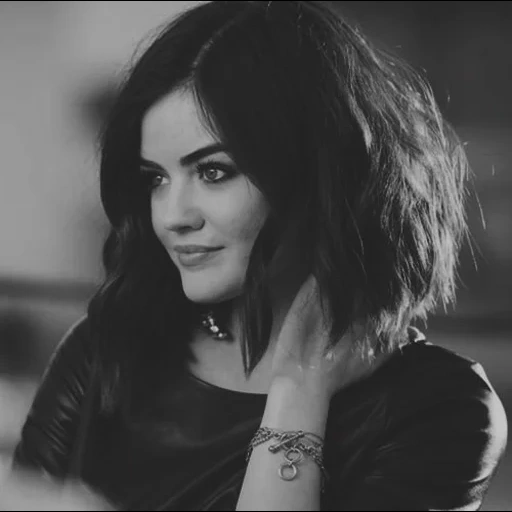 young woman, lucy hail, hair style, lucy hale elongated square, amy macdonald 2010 a curious thing