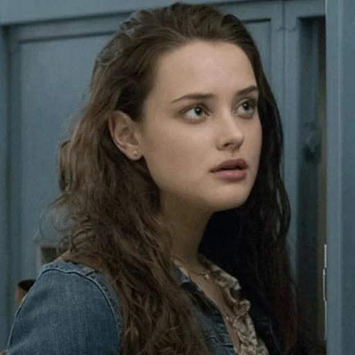 reason why, hannah baker, ханна бейкер, кэтрин лэнгфорд, 13 reasons why миссис бейкер