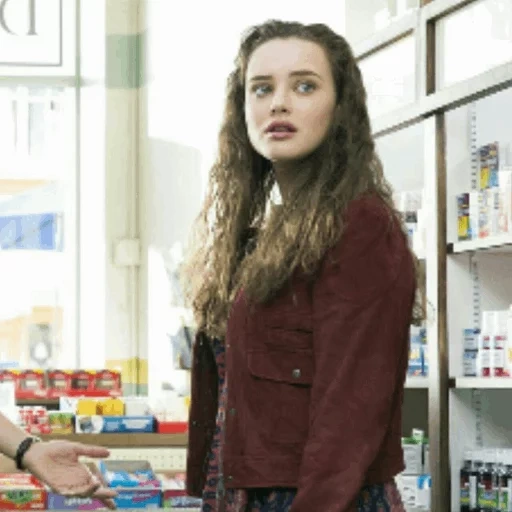 hannah baker, ханна бейкер, кэтрин лэнгфорд, фотография телефона, кэтрин лэнгфорд ханна бейкер