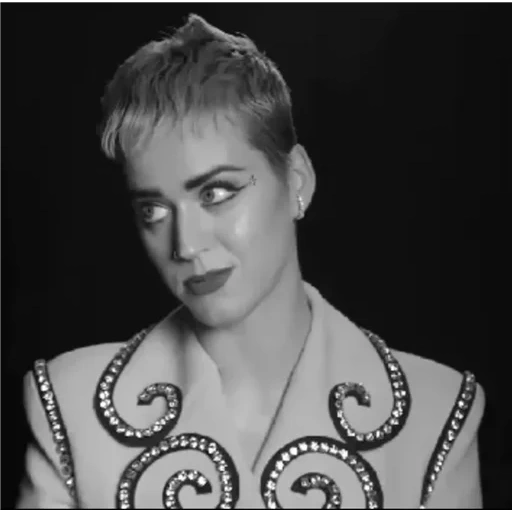 le donne, la ragazza, katie perry, stefania ferrario, katy perry swish swish