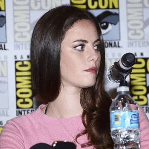 kaya skodarario, kaya scodario 2014, kaya skodarario effie, caya scodelario 2021, san diego comic-con international