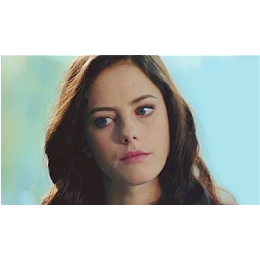 the people, the girl, filmmaterial, typisches mädchen, kaya scodalario efi