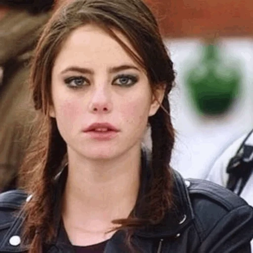 efecto, mujer joven, gemido de efectos, kaya scodelario, kaya skogladario effie