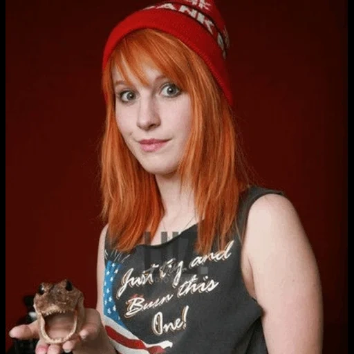 gundukan, paramore, kurgan rusia, hayley williams, paramore paramore