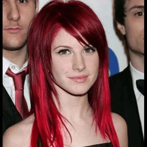 rihanna, paramor 2008, hayley williams, haley williams dengan rambut merah, haley williams dengan rambut merah anggur