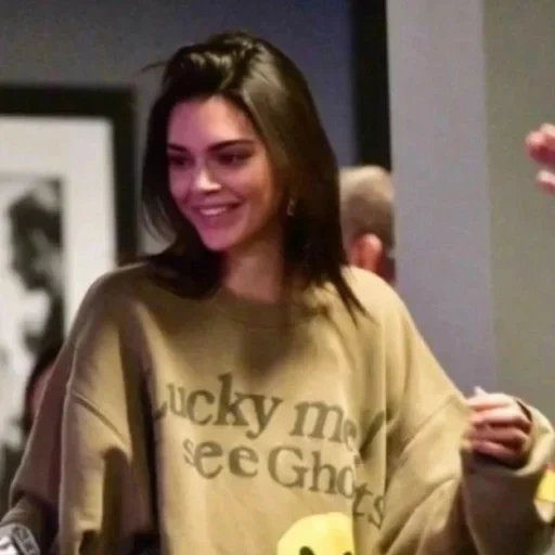 kendall jenner in a sweatshirt, kendall jenner red sweatshirt, girl, style kendall jenner, model kendall jenner