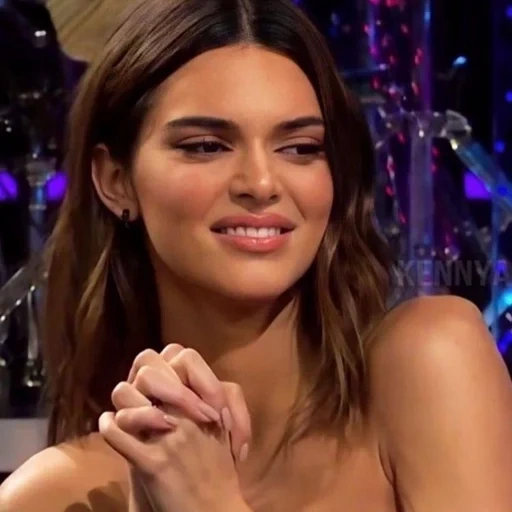 25 giugno, la scoperta, i pensieri della notte, kendall jenner, gomma da masticare aikos