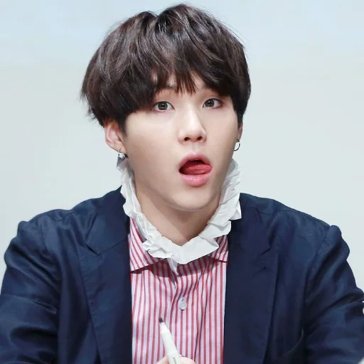 suga, bts suga, чон чонгук, yoongi bts, min yoongi suga