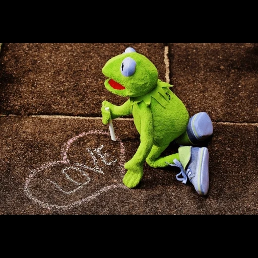 kermit, komi frog, comet the frog, frog comet meme, comey the frog love