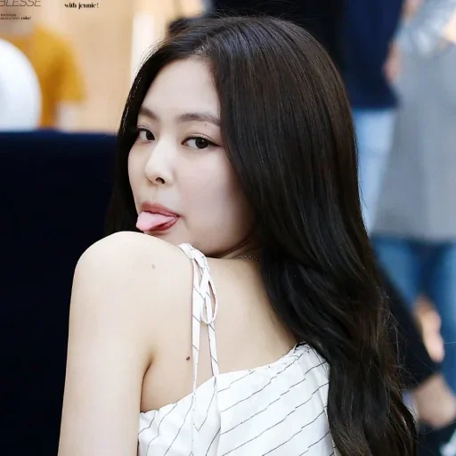 jennie, ким джису, black pink, дженни ким, корейские актрисы красивые