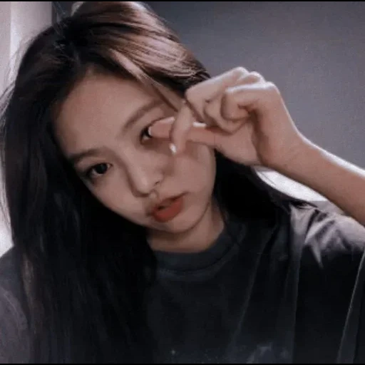 jisoo kim, black pink, jennie kim icon, jennie blackpink, uzdenova zemfira seitomerovna