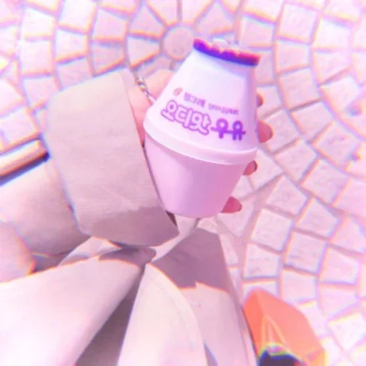 бутылка, pink milk, purple aesthetic, корейское молоко, violet aesthetic