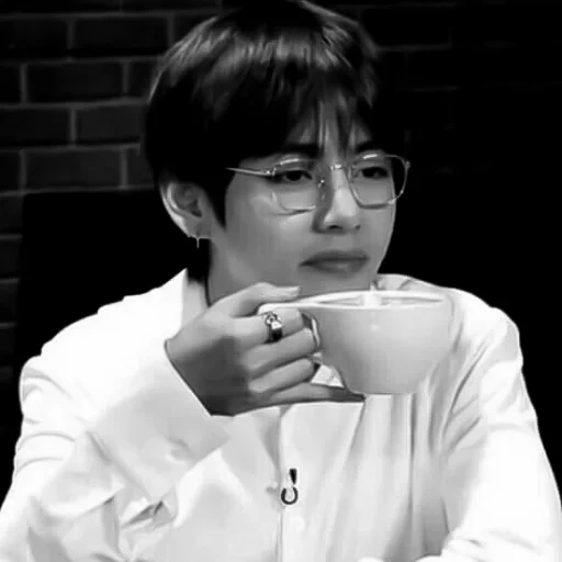 taehen, bts taehen, kim ta hyun, bcts taehen memes, taehyun drinks tea