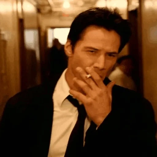 keanu reeves, hellblazer, constantin roi des ténèbres, john constantin keanu reeves, constantin le roi des ténèbres fume